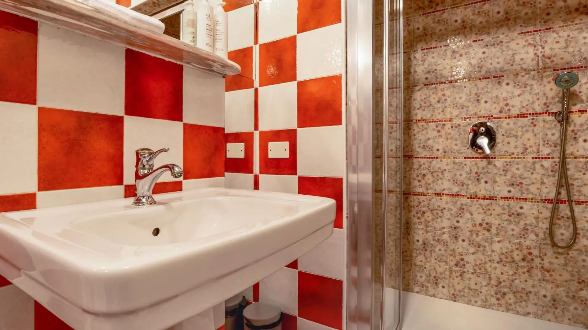 Apartamento Borgo Al Sole By Wonderful Italy Puegnago sul Garda